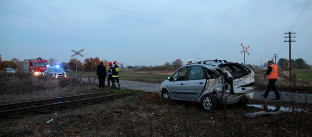 Zderzenie samochodu z pociągiem