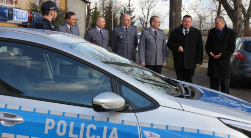 Nowy radiowóz pod choinkę. Czym będą jeździć policjanci z Trzcia - grafika