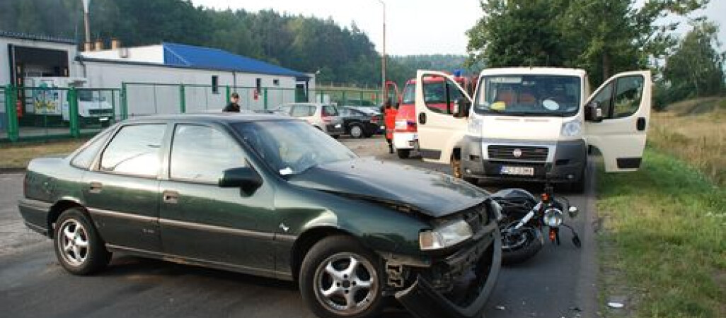 Wypadek pod Czarnkowem. Ranny motocyklista