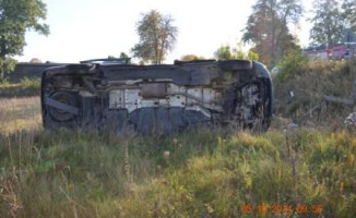 Uderzył volkswagenem w bok rovera