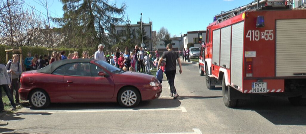 Alarm bombowy w szkole