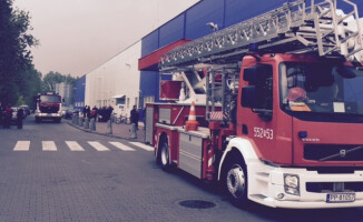 Pożar w Tesco. Ewakuowano pracowników i klientów