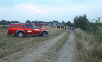 Pożar ścierniska. Zapalił się też samochód