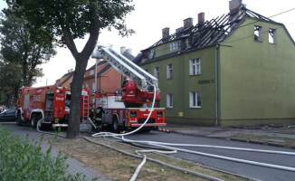 Pożar na Tczewskiej, mieszkańcy ewakuowani