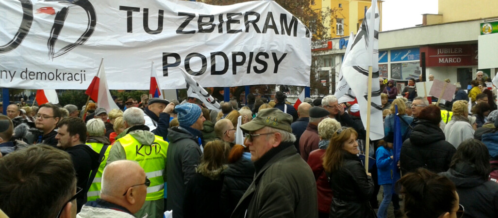 "Spokojnie i pokojowo" - manifestacja KOD w Pile