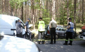 Wypadek pod Trzcianką. Zderzenie busa z osobówką