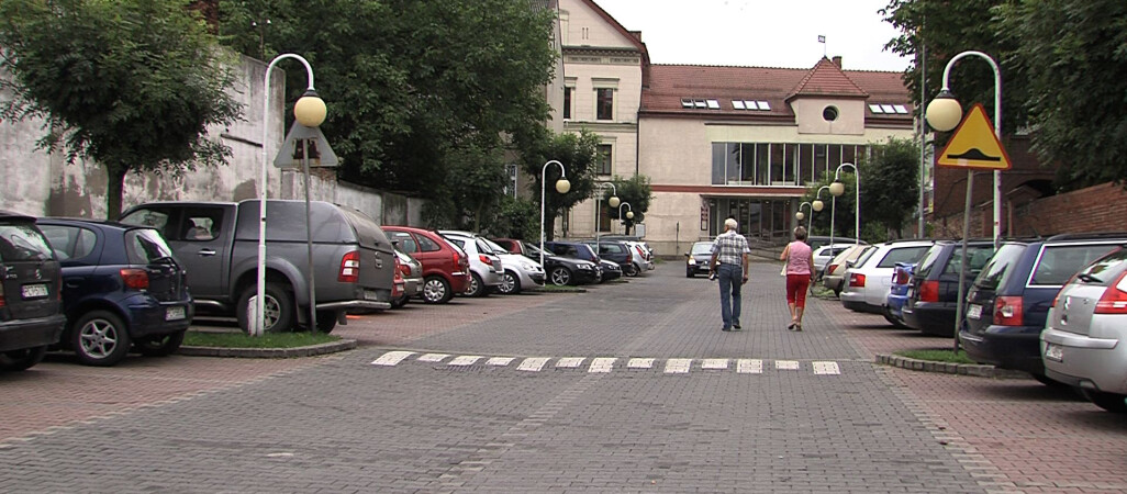 Płatny parking przy starostwie w Czarnkowie