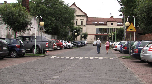 Płatny parking przy starostwie w Czarnkowie - grafika