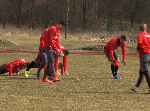 Polska młodzieżówka wygrywa przy pełnym stadionie! - grafika