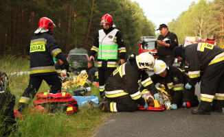 Widowiskowe ćwiczenia strażaków z regionu