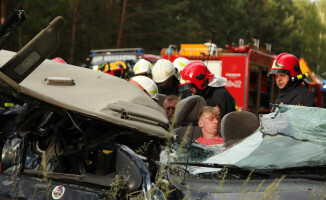 Widowiskowe ćwiczenia strażaków z regionu