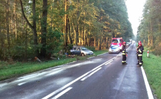 Zderzenie busa z osobówką. Pięć osób rannych