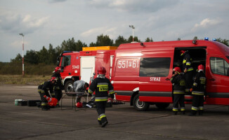 Substancje chemiczne poparzyły pasażerów