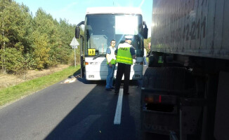 Wypadek autobusu wiozącego dzieci