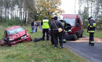 W gminie Trzcianka zderzenie auta i busa