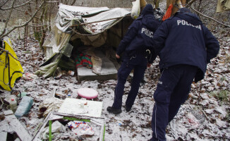 Policja sprawdza miejsca pobytu bezdomnych