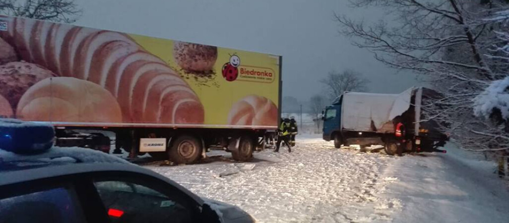 Zablokowana droga krajowa nr 11 w dwóch miejscach