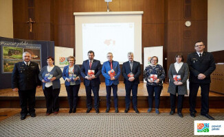 7 minut - tyle strażakom zajmuje dojazd na akcję