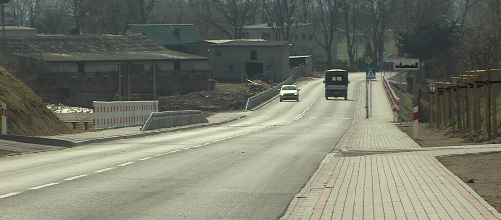 Droga Łobżenica - Luchowo wyremontowana