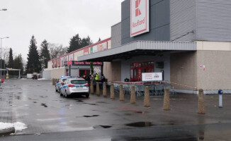 Market Kaufland ewakuowany. Informacja o bombie