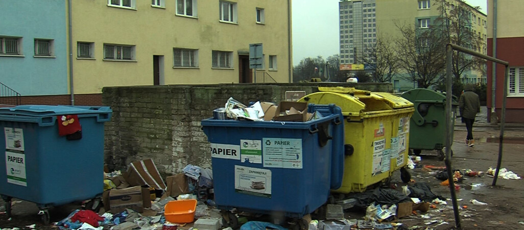 Centrum Piły w śmieciach