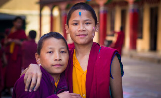 Zobaczcie jak wygląda życie małych lamów w Nepalu