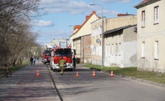 Tragedia przy Dąbrowskiego. W pożarze zginął mężczyzna 