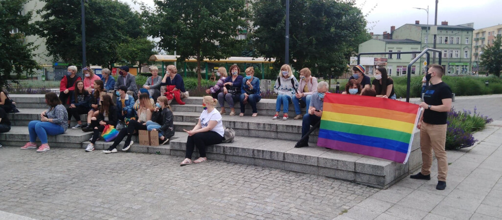 Demonstracja "LGBT to ludzie. Nie ideologia" [ZDJĘCIA]