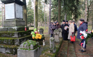 Na cmentarzu w Leszkowie stanęła tablica informacyjna