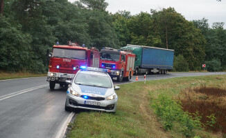 Tragedia w Kuźnicy Czarnkowskiej. Zginął kierowca ciężarówki