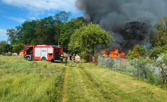 Duży pożar altany [GALERIA]