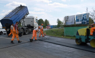 Trwają remonty na drogach powiatu pilskiego 