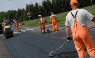 Trwają remonty na drogach powiatu pilskiego 