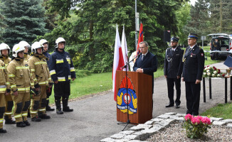 Odsłonięcie obelisku na skwerze Strażaków