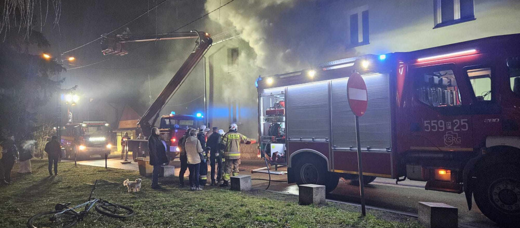 Pożar kamienicy. Strażacy ewakuowali mieszkańców