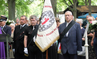 Pogrzeb byłego kapelana pilskiej Solidarności - ZDJĘCIA 