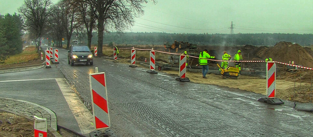 Piła dołożyła GDDKiA na budowę chodników przy Niepodległości 