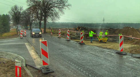 Piła dołożyła GDDKiA na budowę chodników przy Niepodległości  - grafika