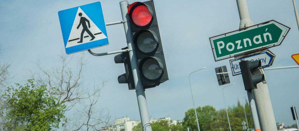 Pilanie przejeżdżają na czerwonym świetle. Zajęli trzecie miejsce w kraju 