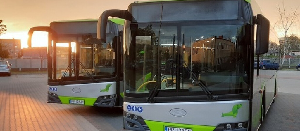 Mniej autobusów w weekendy. Zmiany już od tej soboty 