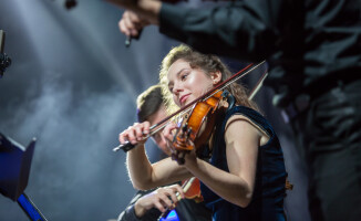 Polish Soloists String Orchestra zagrała w hangarze na lotnisku