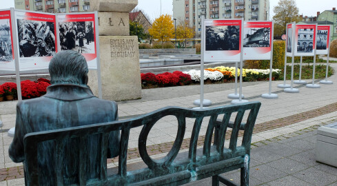 Fotograficzny zapis historii  - wykład Andrzeja Zygmuntowicza  - grafika