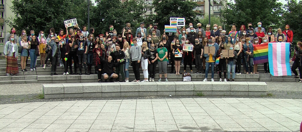 "LGBT to ludzie. Nie ideologia". Manifestacja w Pile - VIDEO 