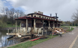 Barka Mississippi nie zniknie. Ale nie będzie restauracją 