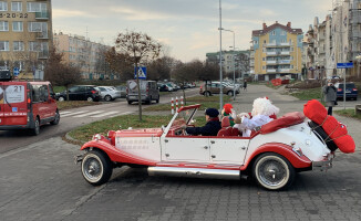 Wędrujący Mikołaj jeździł po Pile - ZDJĘCIA 