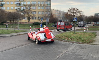 Wędrujący Mikołaj jeździł po Pile - ZDJĘCIA 