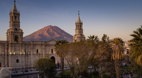 Arequipa i Lima dwa największe miasta w Peru  - grafika