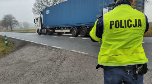 Przekroczył prędkość i złamał sądowy zakaz prowadzenia auta 