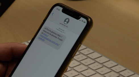 Nowe metody oszustów. Uważajcie na SMS-y - grafika