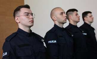 Pięciu nowych policjantów będzie służyć w Pile 